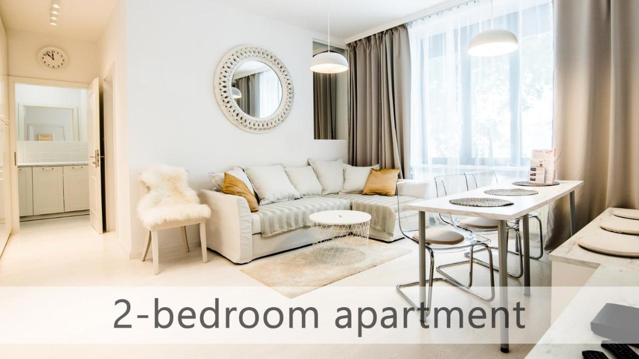 White Apartments With Ac By Kovee Братислава Екстер'єр фото